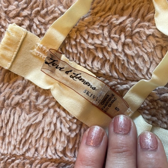 For Love and Lemons 🍋 Lace Bralette - Picture 5 of 5